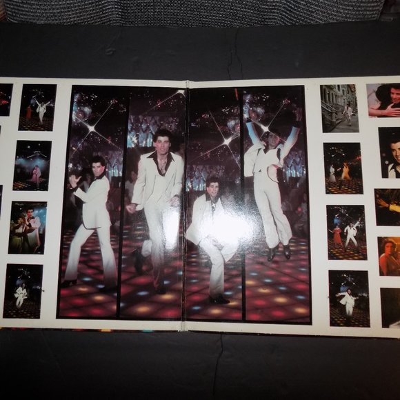 VINTAGE THE BEE GEES SATURDAY NIGHT FEVER 33LP SOUND TRACK IN NICE SHAPE - Picture 3 of 5